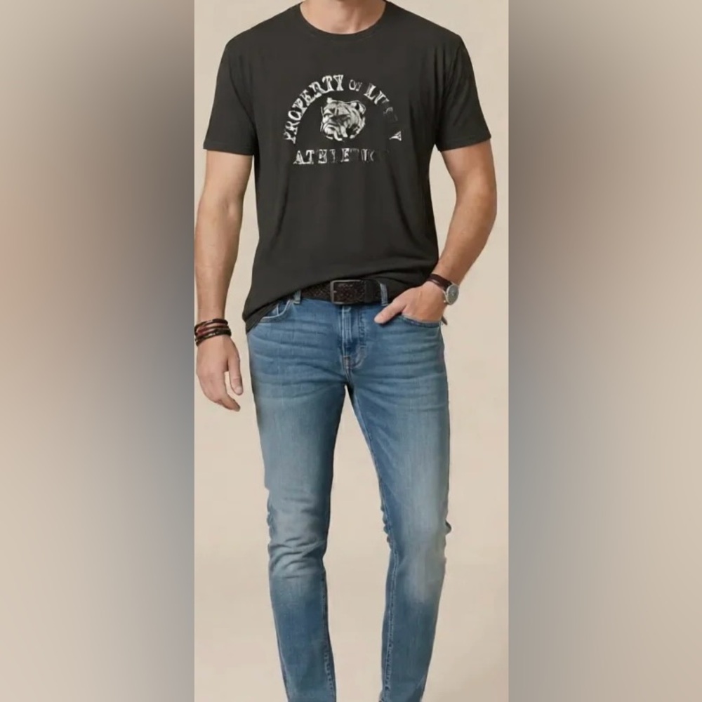 Black Graphic T-Shirt vintage lucky brand 1999 vintage